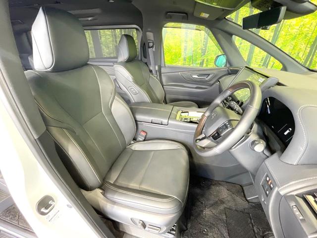 アルファードハイブリッド Z 左右独立ムーンルーフ ユニバーサルステップ 純正14ナビ 後席モニター デジタルインナーミラー 全周囲カメラ 禁煙車 電動リアゲート シートベンチレーション ステアリングヒーター 電動シェード(8枚目)