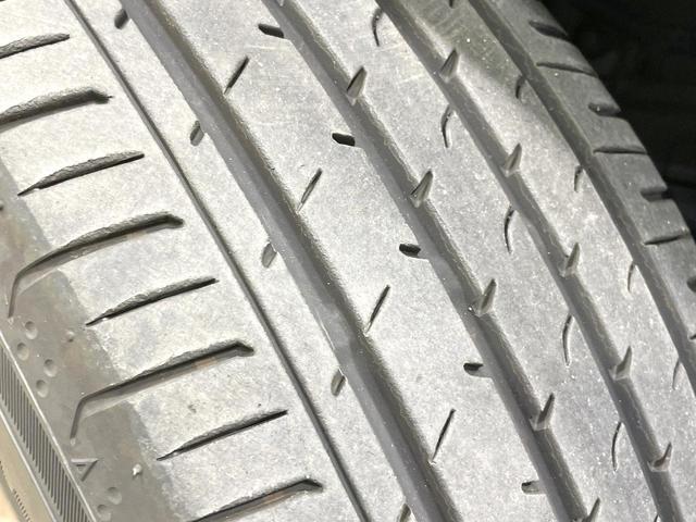 アルファードハイブリッド Z 左右独立ムーンルーフ ユニバーサルステップ 純正14ナビ 後席モニター デジタルインナーミラー 全周囲カメラ 禁煙車 電動リアゲート シートベンチレーション ステアリングヒーター 電動シェード(31枚目)