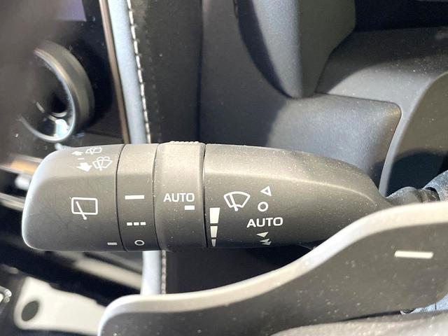 アルファードハイブリッド Z 左右独立ムーンルーフ ユニバーサルステップ 純正14ナビ 後席モニター デジタルインナーミラー 全周囲カメラ 禁煙車 電動リアゲート シートベンチレーション ステアリングヒーター 電動シェード(45枚目)