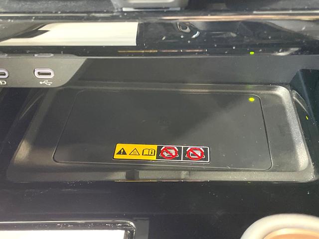 アルファードハイブリッド Z 左右独立ムーンルーフ ユニバーサルステップ 純正14ナビ 後席モニター デジタルインナーミラー 全周囲カメラ 禁煙車 電動リアゲート シートベンチレーション ステアリングヒーター 電動シェード(47枚目)