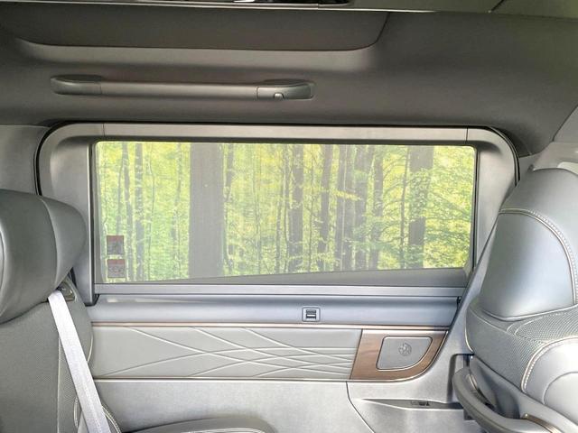 アルファードハイブリッド Z 左右独立ムーンルーフ ユニバーサルステップ 純正14ナビ 後席モニター デジタルインナーミラー 全周囲カメラ 禁煙車 電動リアゲート シートベンチレーション ステアリングヒーター 電動シェード(57枚目)