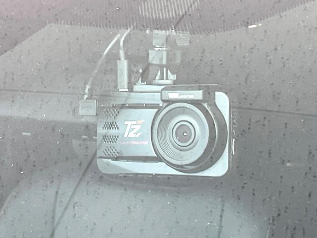 アルファードハイブリッド Z 左右独立ムーンルーフ ユニバーサルステップ 純正14ナビ 後席モニター デジタルインナーミラー 全周囲カメラ 禁煙車 電動リアゲート シートベンチレーション ステアリングヒーター 電動シェード(60枚目)