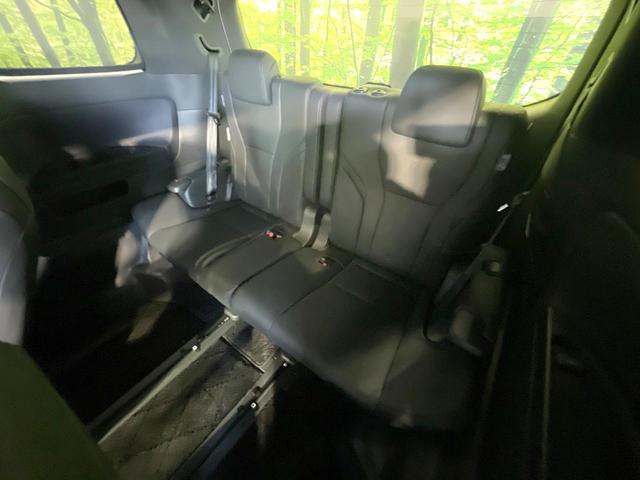 アルファードハイブリッド Z 左右独立ムーンルーフ ユニバーサルステップ 純正14ナビ 後席モニター デジタルインナーミラー 全周囲カメラ 禁煙車 電動リアゲート シートベンチレーション ステアリングヒーター 電動シェード(63枚目)