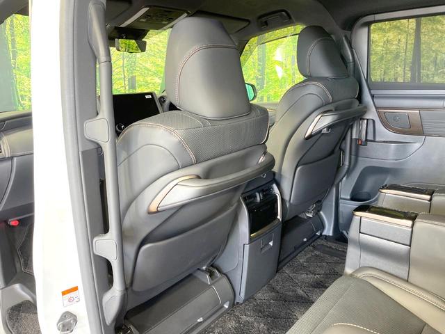 アルファードハイブリッド Z 左右独立ムーンルーフ ユニバーサルステップ 純正14ナビ 後席モニター デジタルインナーミラー 全周囲カメラ 禁煙車 電動リアゲート シートベンチレーション ステアリングヒーター 電動シェード(64枚目)