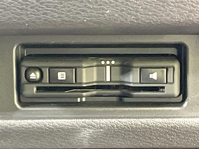 デリカミニ G プレミアム 禁煙車 e-Assist ナビ 全周囲カメラ Bluetooth シートヒーター レーダークルーズ ステアリングヒーター ロールサンシェード シートバックテーブル LEDヘッド 純正15インチアルミ(32枚目)