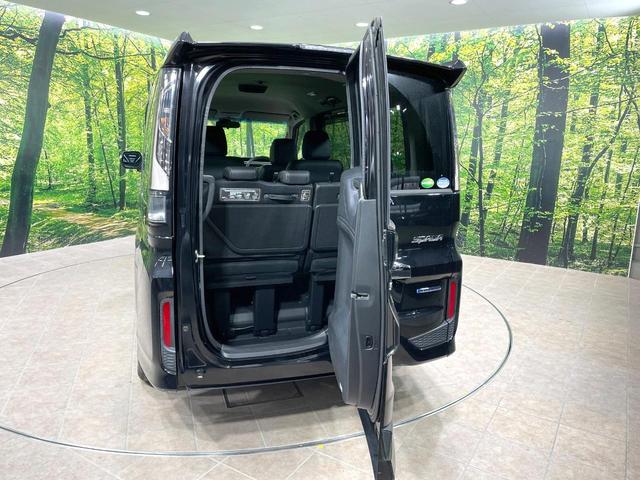 ステップワゴンスパーダ スパーダハイブリッド　Ｇ・ＥＸ　ホンダセンシング　純正９型ナビ　全周囲カメラ　両側電動ドア　衝突被害軽減　禁煙車　レーダークルーズ　スマートキー　ＬＥＤヘッド　ＥＴＣ　純正１６インチアルミ　オートハイビーム　車線逸脱警報（29枚目）