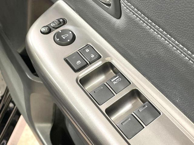 ステップワゴンスパーダ スパーダハイブリッド　Ｇ・ＥＸ　ホンダセンシング　純正９型ナビ　全周囲カメラ　両側電動ドア　衝突被害軽減　禁煙車　レーダークルーズ　スマートキー　ＬＥＤヘッド　ＥＴＣ　純正１６インチアルミ　オートハイビーム　車線逸脱警報（41枚目）