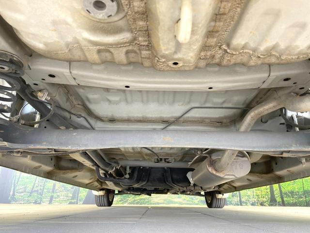 Ｎ－ＢＯＸ Ｇ　ターボＳＳパッケージ　禁煙車　シティブレーキサポート　純正ディスプレイ　バックカメラ　両側電動ドア　ＨＩＤヘッドライト　クルーズコントロール　革巻きハンドル　スマートキー　純正１４インチアルミ　オートライト（19枚目）