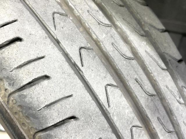 Ｎ－ＢＯＸ Ｇ　ターボＳＳパッケージ　禁煙車　シティブレーキサポート　純正ディスプレイ　バックカメラ　両側電動ドア　ＨＩＤヘッドライト　クルーズコントロール　革巻きハンドル　スマートキー　純正１４インチアルミ　オートライト（23枚目）