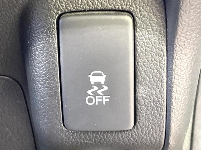 Ｎ－ＢＯＸ Ｇ　ターボＳＳパッケージ　禁煙車　シティブレーキサポート　純正ディスプレイ　バックカメラ　両側電動ドア　ＨＩＤヘッドライト　クルーズコントロール　革巻きハンドル　スマートキー　純正１４インチアルミ　オートライト（26枚目）