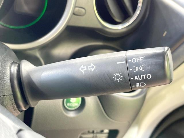 Ｎ－ＢＯＸ Ｇ　ターボＳＳパッケージ　禁煙車　シティブレーキサポート　純正ディスプレイ　バックカメラ　両側電動ドア　ＨＩＤヘッドライト　クルーズコントロール　革巻きハンドル　スマートキー　純正１４インチアルミ　オートライト（28枚目）