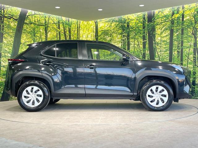 ヤリスクロス Ｘ　純正８型ナビ　衝突軽減　禁煙車　バックカメラ　レーダークルーズ　コーナーセンサー　スマートキー　ＥＴＣ　オートハイビーム　Ｂｌｕｅｔｏｏｔｈ　車線逸脱警報　オートライト　フルセグ　盗難防止装置（27枚目）