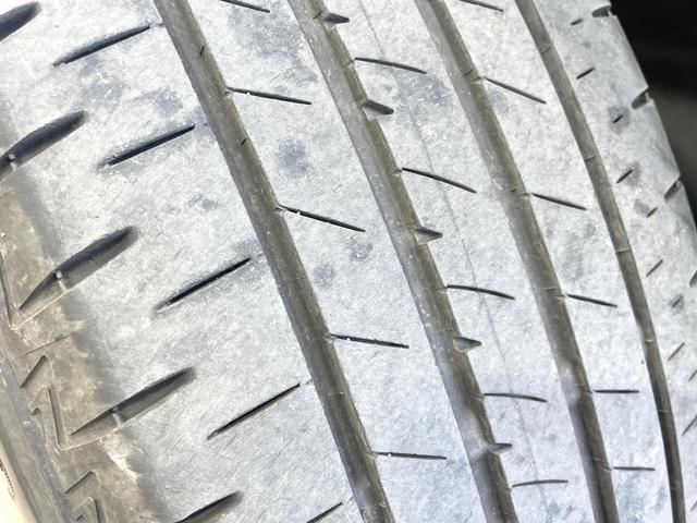 ヤリスクロス Ｘ　純正８型ナビ　衝突軽減　禁煙車　バックカメラ　レーダークルーズ　コーナーセンサー　スマートキー　ＥＴＣ　オートハイビーム　Ｂｌｕｅｔｏｏｔｈ　車線逸脱警報　オートライト　フルセグ　盗難防止装置（31枚目）