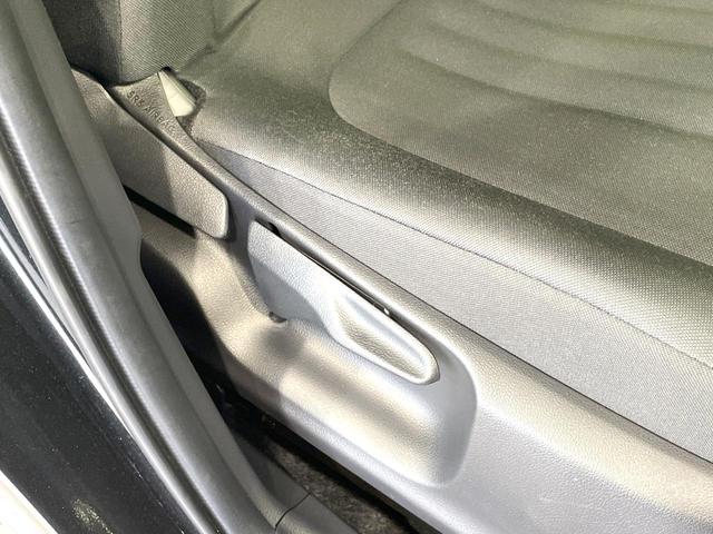 ヤリスクロス Ｘ　純正８型ナビ　衝突軽減　禁煙車　バックカメラ　レーダークルーズ　コーナーセンサー　スマートキー　ＥＴＣ　オートハイビーム　Ｂｌｕｅｔｏｏｔｈ　車線逸脱警報　オートライト　フルセグ　盗難防止装置（43枚目）