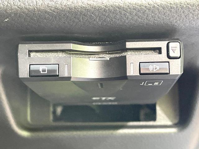 アルトワークス ベースグレード　バックカメラ　衝突被害軽減　禁煙車　コーナーセンサー　スマートキー　ＨＩＤヘッド　ＥＴＣ　純正１５インチアルミ　オートハイビーム　車線逸脱警報　オートライト　オートエアコン　アイドリングストップ（7枚目）