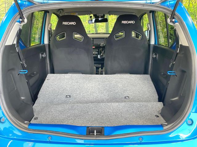 アルトワークス ベースグレード　バックカメラ　衝突被害軽減　禁煙車　コーナーセンサー　スマートキー　ＨＩＤヘッド　ＥＴＣ　純正１５インチアルミ　オートハイビーム　車線逸脱警報　オートライト　オートエアコン　アイドリングストップ（10枚目）