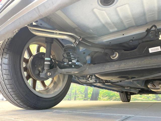 アルトワークス ベースグレード　バックカメラ　衝突被害軽減　禁煙車　コーナーセンサー　スマートキー　ＨＩＤヘッド　ＥＴＣ　純正１５インチアルミ　オートハイビーム　車線逸脱警報　オートライト　オートエアコン　アイドリングストップ（21枚目）