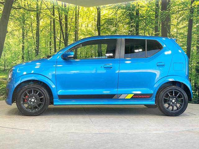 アルトワークス ベースグレード　バックカメラ　衝突被害軽減　禁煙車　コーナーセンサー　スマートキー　ＨＩＤヘッド　ＥＴＣ　純正１５インチアルミ　オートハイビーム　車線逸脱警報　オートライト　オートエアコン　アイドリングストップ（26枚目）