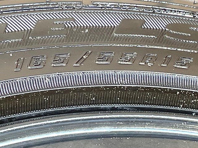 アルトワークス ベースグレード　バックカメラ　衝突被害軽減　禁煙車　コーナーセンサー　スマートキー　ＨＩＤヘッド　ＥＴＣ　純正１５インチアルミ　オートハイビーム　車線逸脱警報　オートライト　オートエアコン　アイドリングストップ（30枚目）