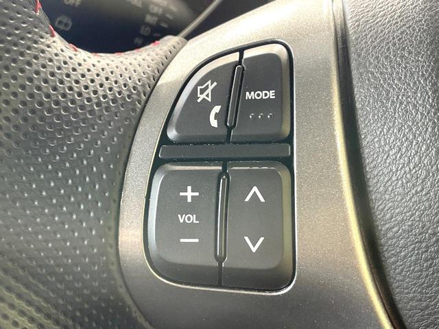 アルトワークス ベースグレード　バックカメラ　衝突被害軽減　禁煙車　コーナーセンサー　スマートキー　ＨＩＤヘッド　ＥＴＣ　純正１５インチアルミ　オートハイビーム　車線逸脱警報　オートライト　オートエアコン　アイドリングストップ（39枚目）