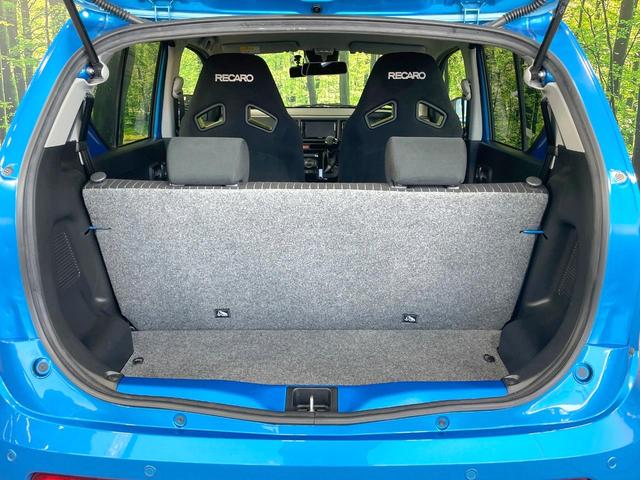 アルトワークス ベースグレード　バックカメラ　衝突被害軽減　禁煙車　コーナーセンサー　スマートキー　ＨＩＤヘッド　ＥＴＣ　純正１５インチアルミ　オートハイビーム　車線逸脱警報　オートライト　オートエアコン　アイドリングストップ（50枚目）