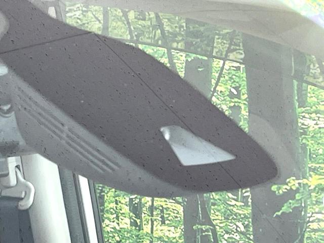 セレナ X 後席モニター 純正9型ナビ 全周囲カメラ 両側電動ドア 衝突被害軽減 禁煙車 LEDヘッド ハーフレザーシート コーナーセンサー スマートキー ETC クルコン オートライト オートエアコン(4枚目)