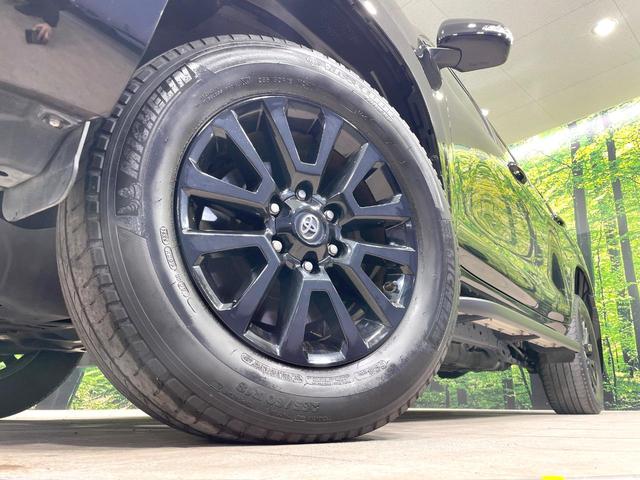 ランドクルーザープラド TX Lパッケージ 70thアニバーサリーリミテッド 4WD 禁煙車 トヨタセーフティーセンス サンルーフ 純正ナビ バックカメラ シートベンチレーション レーダークルーズ Bluetooth 革シート クリアランスソナー 純正18インチアルミ(12枚目)