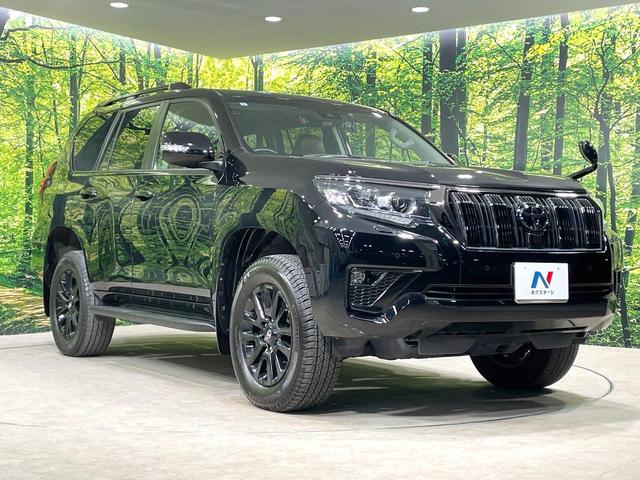 ランドクルーザープラド TX Lパッケージ 70thアニバーサリーリミテッド 4WD 禁煙車 トヨタセーフティーセンス サンルーフ 純正ナビ バックカメラ シートベンチレーション レーダークルーズ Bluetooth 革シート クリアランスソナー 純正18インチアルミ(17枚目)
