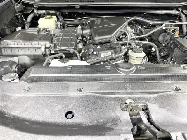 ランドクルーザープラド TX Lパッケージ 70thアニバーサリーリミテッド 4WD 禁煙車 トヨタセーフティーセンス サンルーフ 純正ナビ バックカメラ シートベンチレーション レーダークルーズ Bluetooth 革シート クリアランスソナー 純正18インチアルミ(19枚目)