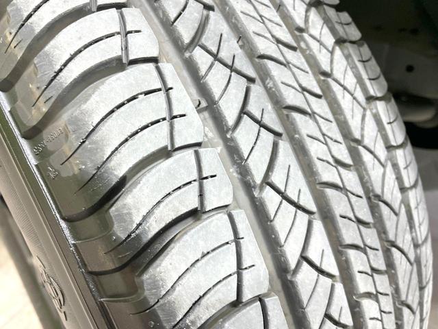 ランドクルーザープラド TX Lパッケージ 70thアニバーサリーリミテッド 4WD 禁煙車 トヨタセーフティーセンス サンルーフ 純正ナビ バックカメラ シートベンチレーション レーダークルーズ Bluetooth 革シート クリアランスソナー 純正18インチアルミ(24枚目)