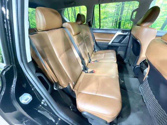 ランドクルーザープラド TX Lパッケージ 70thアニバーサリーリミテッド 4WD 禁煙車 トヨタセーフティーセンス サンルーフ 純正ナビ バックカメラ シートベンチレーション レーダークルーズ Bluetooth 革シート クリアランスソナー 純正18インチアルミ(50枚目)