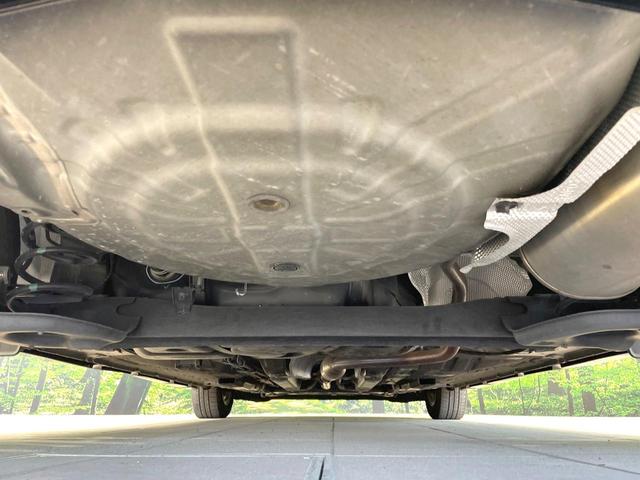 ノート ｅ－パワーオーテック　禁煙車　インテリジェントエマージェンシーブレーキ　純正ナビ　全周囲カメラ　デジタルインナーミラー　Ｂｌｕｅｔｏｏｔｈ　純正１５インチアルミ　ＥＴＣ　ＬＥＤヘッド　クリアランスソナー（19枚目）