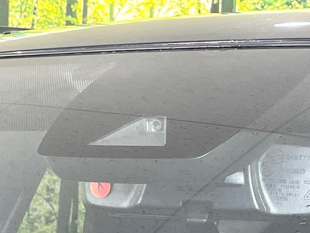 ＲＡＶ４ アドベンチャー　４ＷＤ　純正９型ナビ　バックカメラ　衝突被害軽減　禁煙車　レーダークルーズ　合皮シート　シートベンチレーション　パワーシート　ダウンヒルアシスト　コーナーセンサー　ＬＥＤヘッド　ＥＴＣ　スマートキー（3枚目）