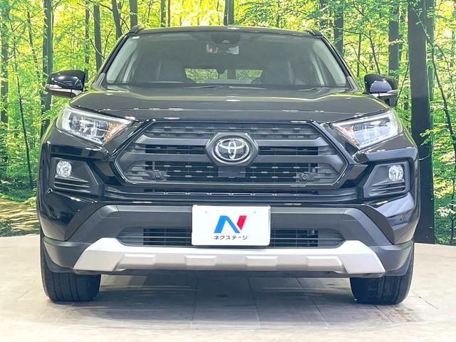 ＲＡＶ４ アドベンチャー　４ＷＤ　純正９型ナビ　バックカメラ　衝突被害軽減　禁煙車　レーダークルーズ　合皮シート　シートベンチレーション　パワーシート　ダウンヒルアシスト　コーナーセンサー　ＬＥＤヘッド　ＥＴＣ　スマートキー（14枚目）