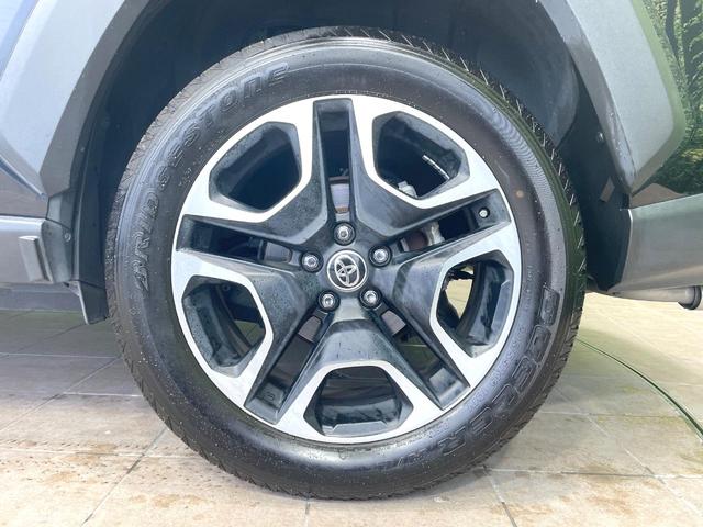 ＲＡＶ４ アドベンチャー　４ＷＤ　純正９型ナビ　バックカメラ　衝突被害軽減　禁煙車　レーダークルーズ　合皮シート　シートベンチレーション　パワーシート　ダウンヒルアシスト　コーナーセンサー　ＬＥＤヘッド　ＥＴＣ　スマートキー（29枚目）