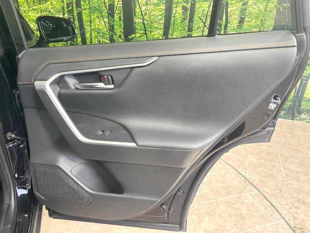 ＲＡＶ４ アドベンチャー　４ＷＤ　純正９型ナビ　バックカメラ　衝突被害軽減　禁煙車　レーダークルーズ　合皮シート　シートベンチレーション　パワーシート　ダウンヒルアシスト　コーナーセンサー　ＬＥＤヘッド　ＥＴＣ　スマートキー（58枚目）
