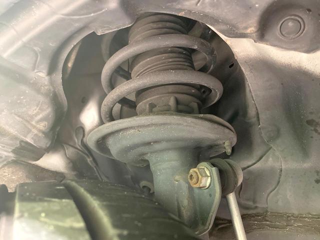 アクア クロスオーバー　純正ナビ　バックカメラ　衝突被害軽減　禁煙車　ハーフレザーシート　コーナーセンサー　ＬＥＤヘッド　純正１６インチアルミ　ＥＴＣ　オートハイビーム　オートライト　オートエアコン　Ｂｌｕｅｔｏｏｔｈ（20枚目）