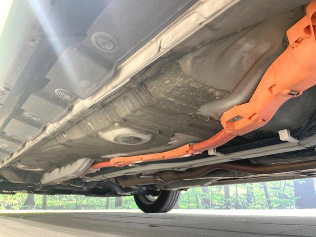 アクア クロスオーバー　純正ナビ　バックカメラ　衝突被害軽減　禁煙車　ハーフレザーシート　コーナーセンサー　ＬＥＤヘッド　純正１６インチアルミ　ＥＴＣ　オートハイビーム　オートライト　オートエアコン　Ｂｌｕｅｔｏｏｔｈ（23枚目）