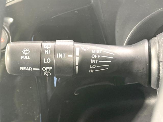 アクア クロスオーバー　純正ナビ　バックカメラ　衝突被害軽減　禁煙車　ハーフレザーシート　コーナーセンサー　ＬＥＤヘッド　純正１６インチアルミ　ＥＴＣ　オートハイビーム　オートライト　オートエアコン　Ｂｌｕｅｔｏｏｔｈ（29枚目）