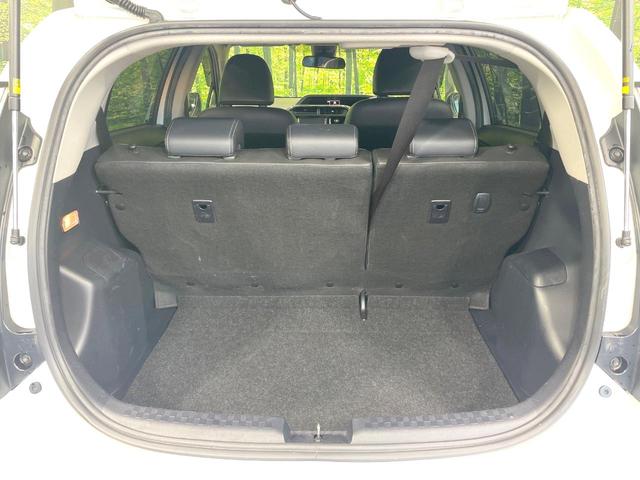 アクア クロスオーバー　純正ナビ　バックカメラ　衝突被害軽減　禁煙車　ハーフレザーシート　コーナーセンサー　ＬＥＤヘッド　純正１６インチアルミ　ＥＴＣ　オートハイビーム　オートライト　オートエアコン　Ｂｌｕｅｔｏｏｔｈ（40枚目）