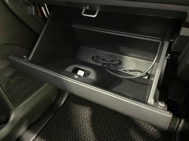 スペーシア ハイブリッドＧ　禁煙車　スズキセーフティサポート　ナビ　バックカメラ　Ｂｌｕｅｔｏｏｔｈ　ＬＥＤヘッド　オートマチックハイビーム　クリアランスソナー　両側スライドドア　オートエアコン　クリアランスソナー（30枚目）