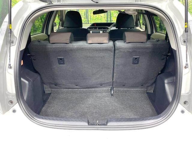 アクア Ｇ　禁煙車　純正ナビ　バックカメラ　シートヒーター　スマートキー　フォグランプ　Ｂｌｕｅｔｏｏｔｈ　オートライト　オートエアコン　プライバシーガラス　電動格納ミラー（10枚目）