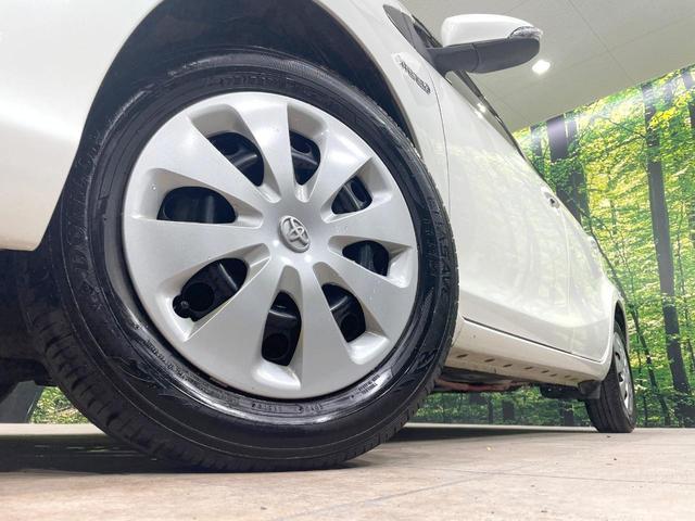 アクア Ｇ　禁煙車　純正ナビ　バックカメラ　シートヒーター　スマートキー　フォグランプ　Ｂｌｕｅｔｏｏｔｈ　オートライト　オートエアコン　プライバシーガラス　電動格納ミラー（11枚目）