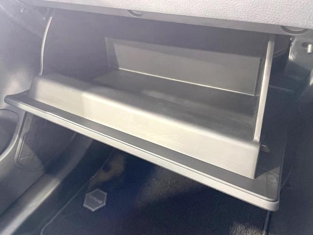 ＲＡＶ４ ハイブリッドアドベンチャー　４ＷＤ　禁煙車　トヨタセーフティーセンス　サンルーフ　純正９型ＤＡ　全周囲カメラ　純正１９インチアルミ　Ｂｌｕｅｔｏｏｔｈ　シートベンチレーション　レザーシート　ブラインドスポットモニター　ＥＴＣ（41枚目）