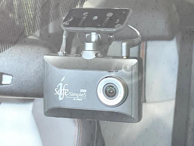 ＲＡＶ４ ハイブリッドアドベンチャー　４ＷＤ　禁煙車　トヨタセーフティーセンス　サンルーフ　純正９型ＤＡ　全周囲カメラ　純正１９インチアルミ　Ｂｌｕｅｔｏｏｔｈ　シートベンチレーション　レザーシート　ブラインドスポットモニター　ＥＴＣ（69枚目）