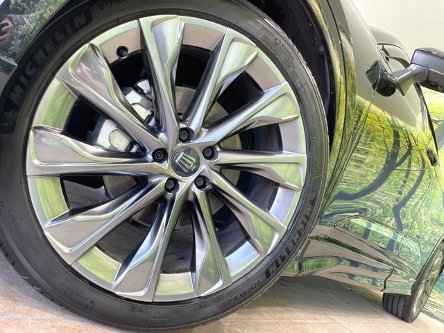 クラウンクロスオーバー Gレザーパッケージ 禁煙車 モデリスタエアロ トヨタセーフティセンス 純正12.3型ナビ シートベンチレーション 4眼LEDヘッド レーダークルーズ ブラインドスポットモニター シートメモリー 革シート(12枚目)