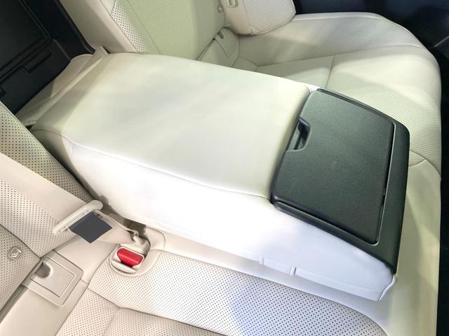 クラウンクロスオーバー Gレザーパッケージ 禁煙車 モデリスタエアロ トヨタセーフティセンス 純正12.3型ナビ シートベンチレーション 4眼LEDヘッド レーダークルーズ ブラインドスポットモニター シートメモリー 革シート(40枚目)