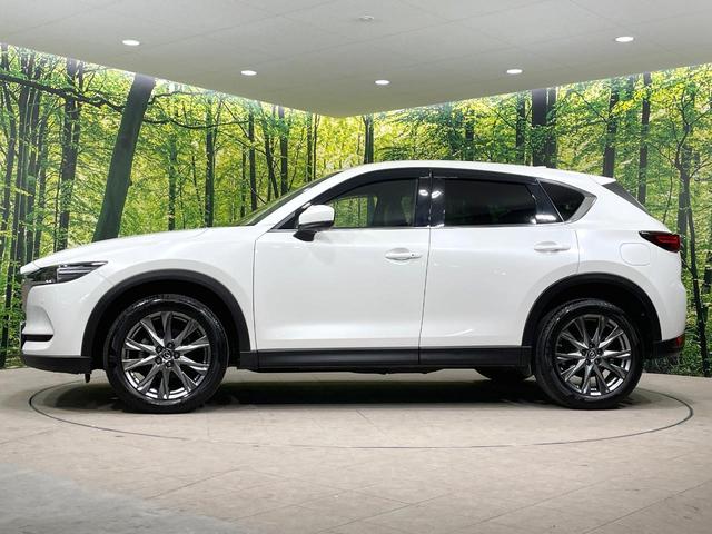 CX-5 XD エクスクルーシブモード 禁煙車 衝突軽減 マツダコネクトナビ 全周囲カメラ BOSEサウンド 革シート シートベンチレーション ステアリングヒーター レーダークルーズ 電動リアゲート LEDヘッド(41枚目)
