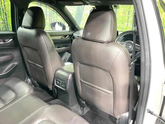 CX-5 XD エクスクルーシブモード 禁煙車 衝突軽減 マツダコネクトナビ 全周囲カメラ BOSEサウンド 革シート シートベンチレーション ステアリングヒーター レーダークルーズ 電動リアゲート LEDヘッド(57枚目)