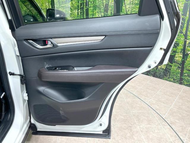 CX-5 XD エクスクルーシブモード 禁煙車 衝突軽減 マツダコネクトナビ 全周囲カメラ BOSEサウンド 革シート シートベンチレーション ステアリングヒーター レーダークルーズ 電動リアゲート LEDヘッド(58枚目)